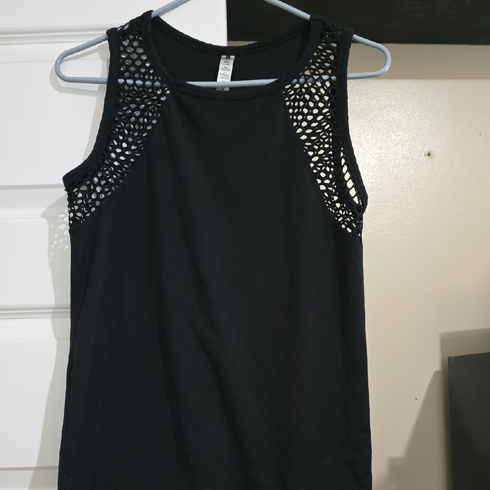90 Degree‎ By Reflex Black Tank Top with Mesh Accents